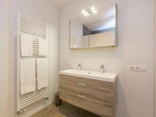 Luxurious Apartment In Zoutelande Near Beach