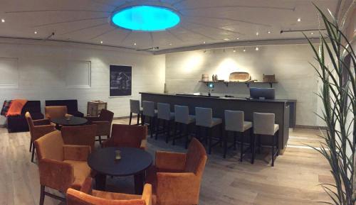 Hotel Eikerapen Gjesteg�rd (�seral)