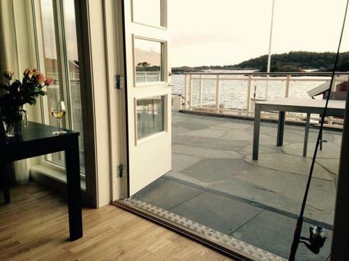 Villa Stayplus Exclusive Seafront Holiday Home