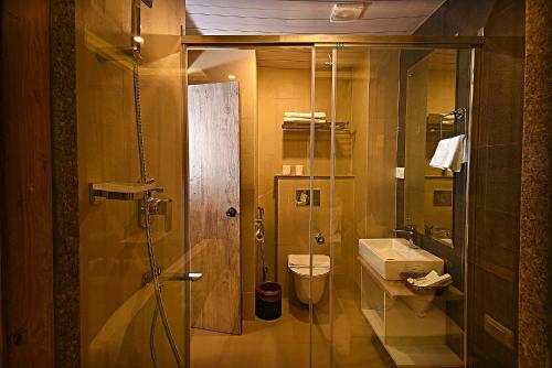 Woodapple Hotel And Spa