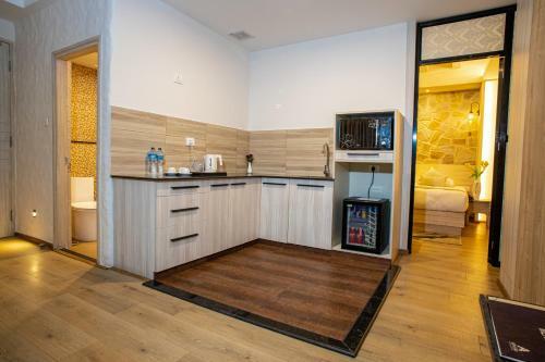 Arushi Boutique Hotel
