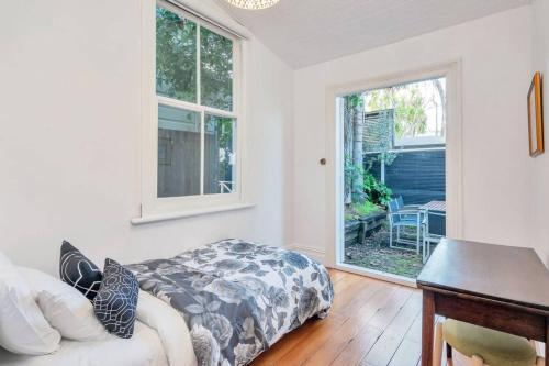 Classic 3br Home Just Steps To Ponsonby Rd