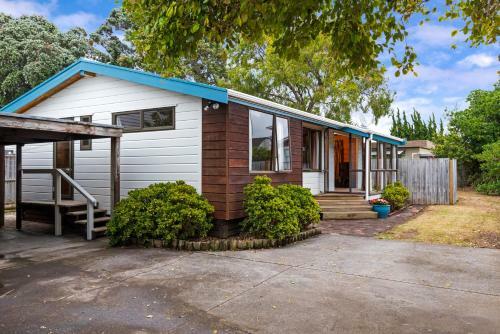 Sea-batical - Auckland Holiday Home