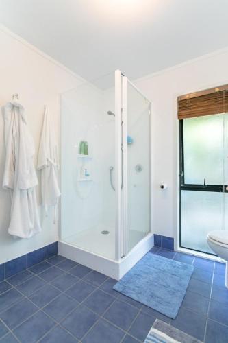 Apartamento Sunny Poolside Studio 1 Min To Train
