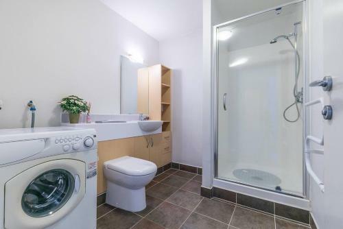 Wonderful Apartment In Quiet Cbd Neighbourhood!