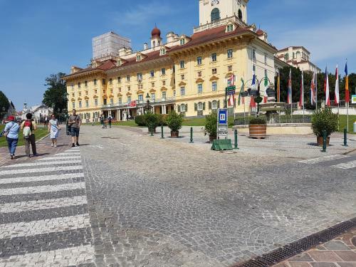 Hostal Ingrid Panzi�