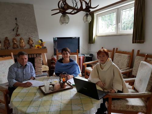 Hostal Ingrid Panzi�
