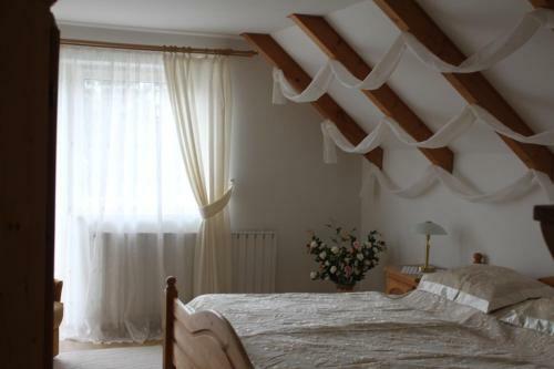 Hostal Ingrid Panzi�