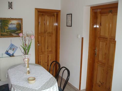 Petrovics Apartmanh�z