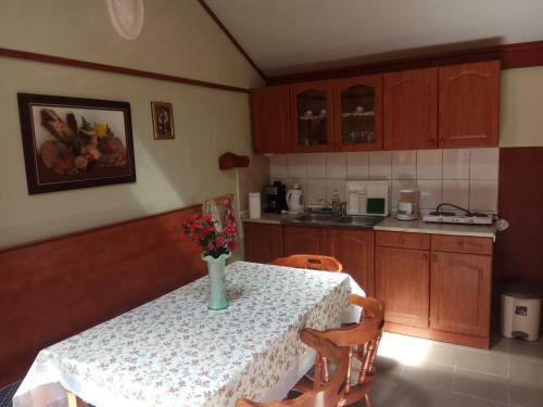 Hostal Marica Vend�gh�z