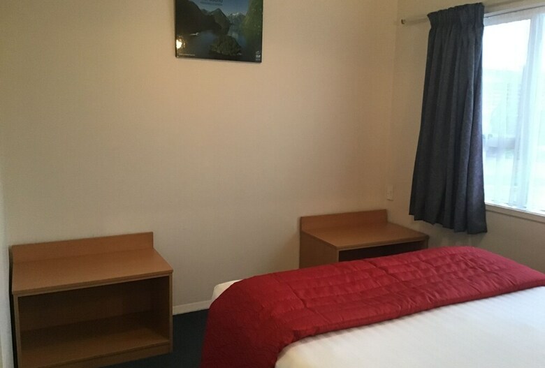 Avon City Motel