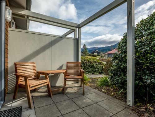 7 Conical Hill Road - Garden Studio 353