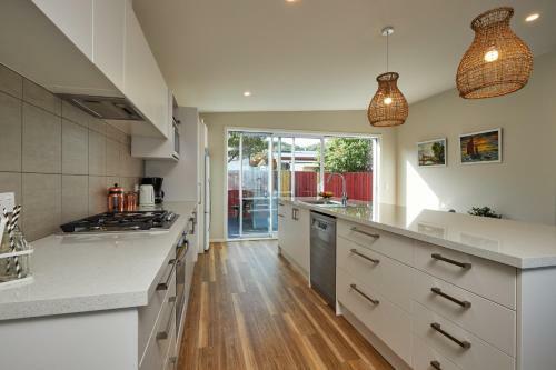 Simon's Place - Kaikoura Holiday Home
