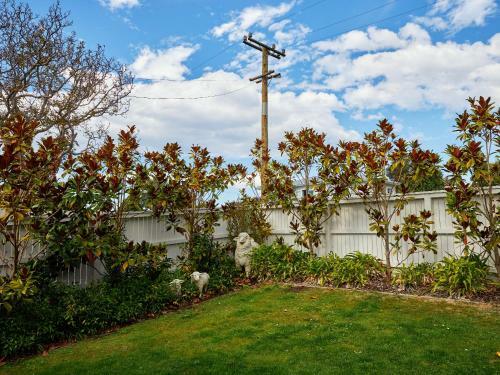 Bayview Blue - Kaikoura Holiday Home