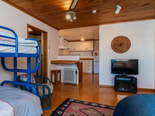 Talinga Ocean Views - Mangawhai Holiday Home