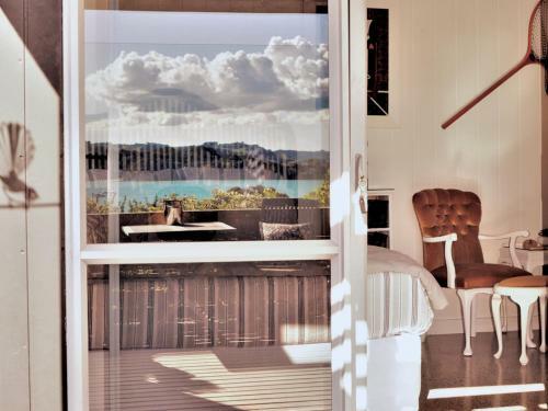 The Black Box Studio - Scotts Landing Holiday Studio