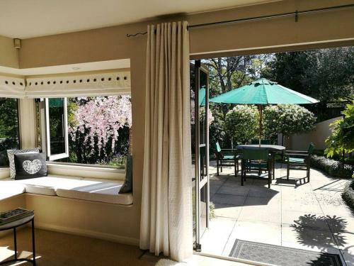 River Dance Townhouse - Prime City Centre Location On The River