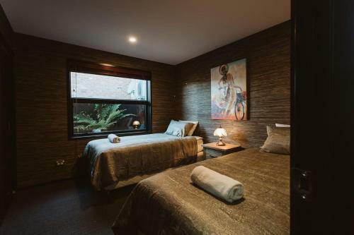 Proud On Powderham Luxurious Townhouse