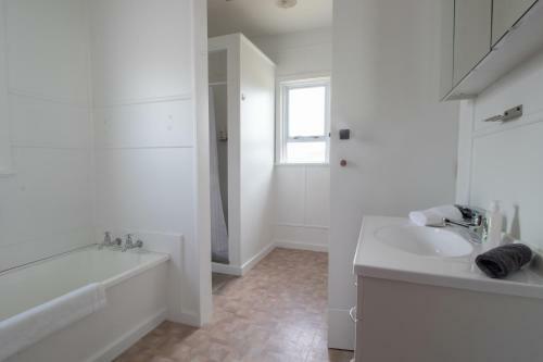 Spacious In Strandon - Great Value For A Family