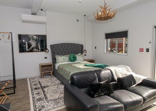 City Living Apartment Three
