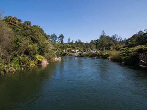 Bush Haven - Okere Falls Holiday Home
