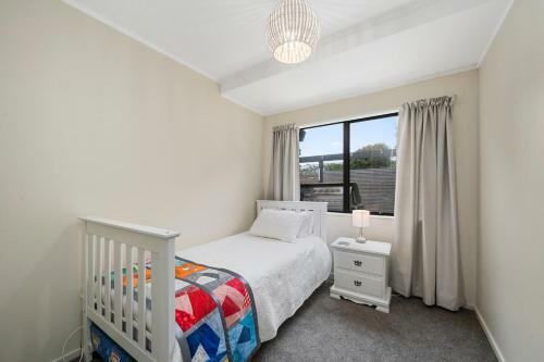 Wharerata - Otaki Beach Holiday Home