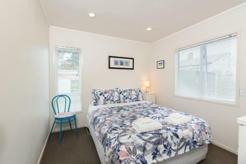 Wairangi Beach Cottage - Paihia Beach House