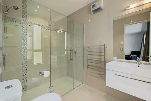 Roys Bay Lodge - Wanaka Holiday Home