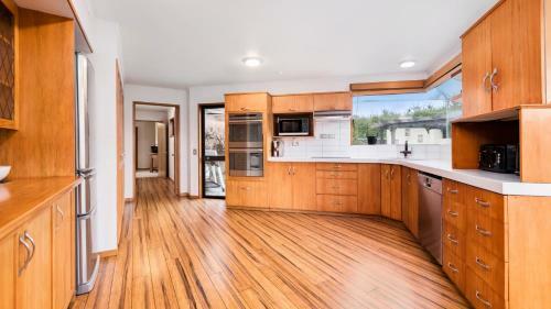 Cherry Lodge - Wanaka Holiday Home