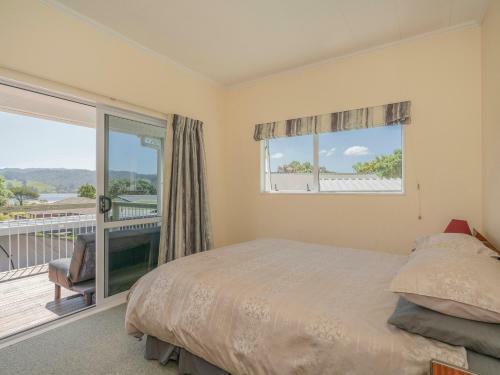 Harbour View Haven - Pauanui Holiday Home