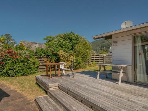 Sunny Winderton - Pauanui Holiday Home