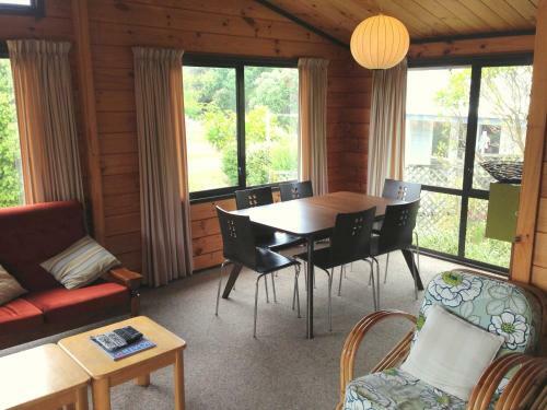 Relax At Pauanui - Pauanui Holiday Home