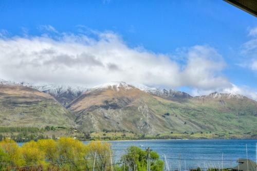 The Hidden Gem - Wanaka Holiday Home