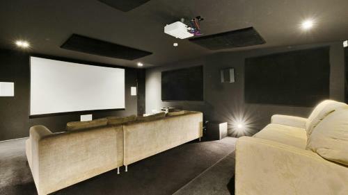 Fit For A King - Wanaka Holiday Home