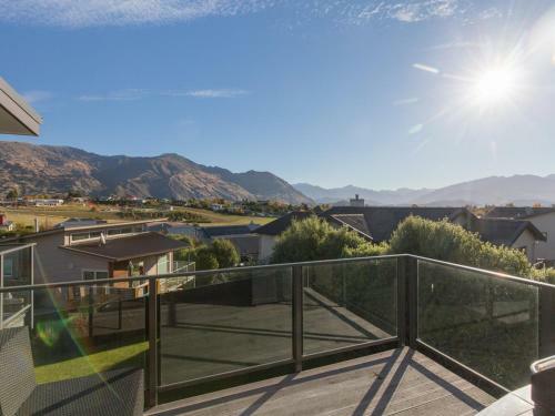 Picture Perfect - Wanaka Holiday Home