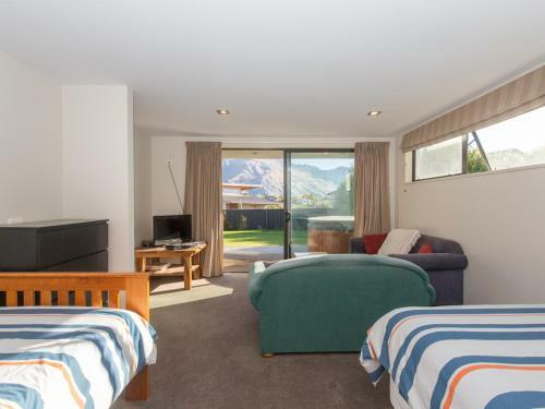 Picture Perfect - Wanaka Holiday Home