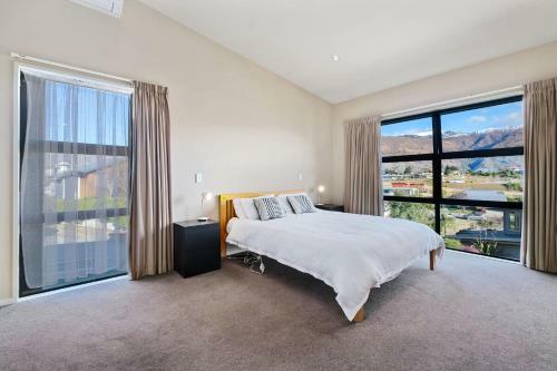 Picture Perfect - Wanaka Holiday Home