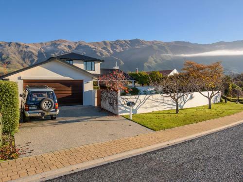 Willowridge Escape - Wanaka Holiday Home