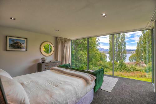 Villa Waters Edge