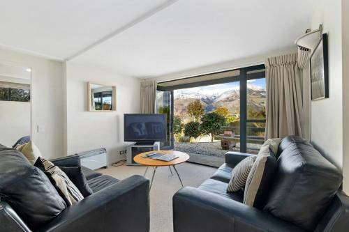 Bremner Bay Bliss - Wanaka Downstairs Holiday Unit