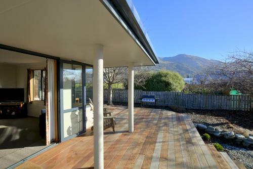 Mead115b - Mountain Views From Meadowstone