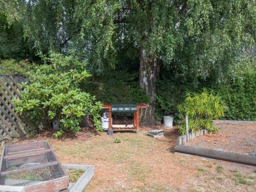 Lake Getaway - Wanaka Holiday Home