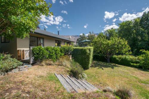 Southern Serenity - Wanaka Holiday Home