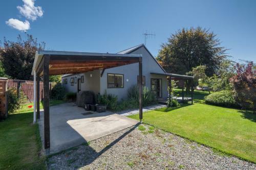 Haven On Heuchan - Wanaka Holiday Home