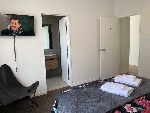 Silverdale Green Valley Holiday House