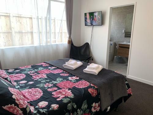 Silverdale Green Valley Holiday House