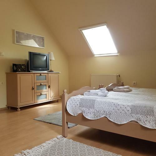 Bed & Breakfast Gomb�s K�ria Mension