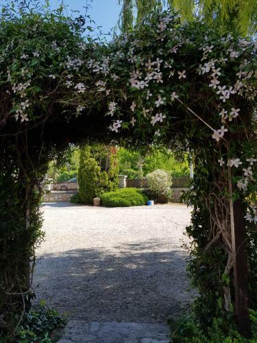 Bed & Breakfast Gomb�s K�ria Mension
