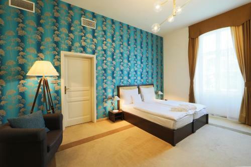 Ipoly Residence - Executive Hotel Suites