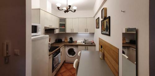 Horvath House Apartment
